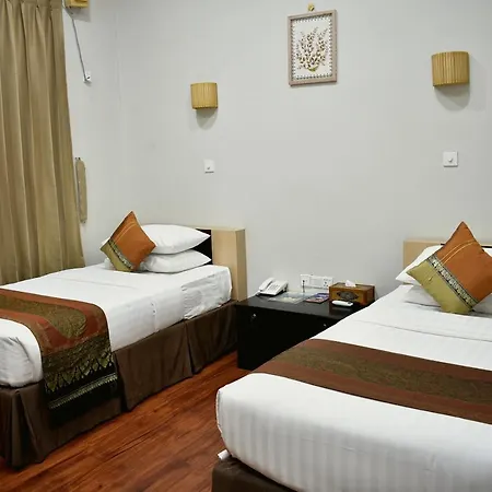 Immana Grand Inle Hotel Nyaungshwe Township Exterior photo
