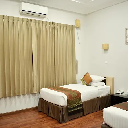 Immana Grand Inle Hotel Nyaungshwe Township Exterior photo