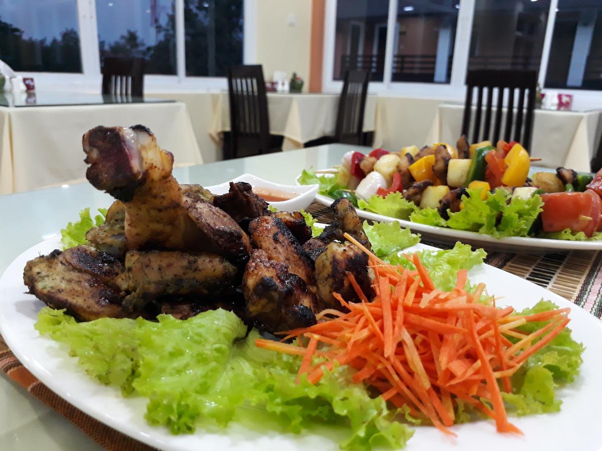 Immana Grand Inle Hotel 3*