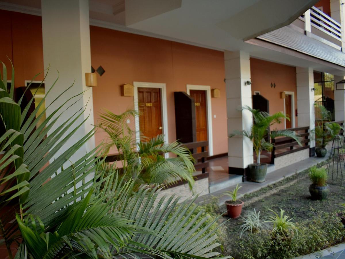 Immana Grand Inle Hotel 3*